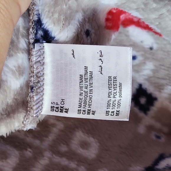 Matching Women's Polarbear Pajamas - Picture 15 of 17